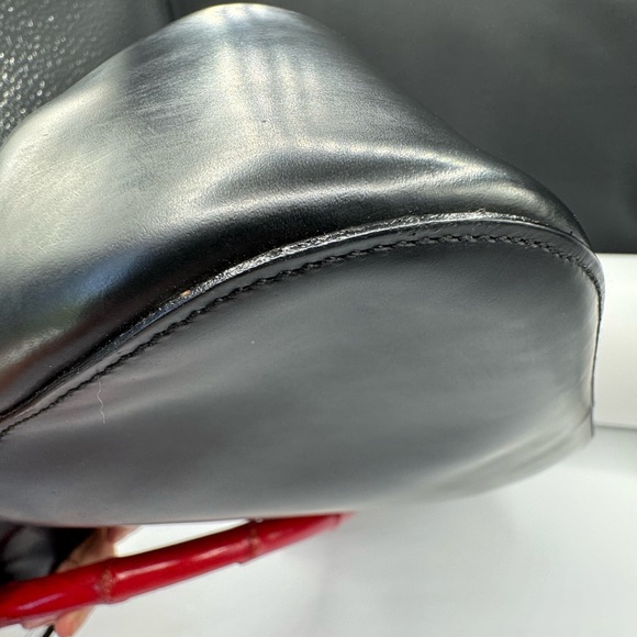 Authentic Gucci Black With  Red Bamboo Handle Shoulder Bag With Hobo Silhouette - Picture 13 of 17